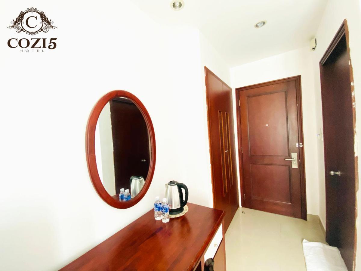 Cozi 5 Hotel & Apartment Cidade de Ho Chi Minh Exterior foto